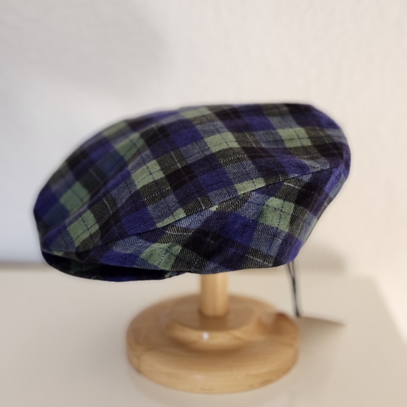 Handmade Flannel Plaid Cap - Picture 3 of 6